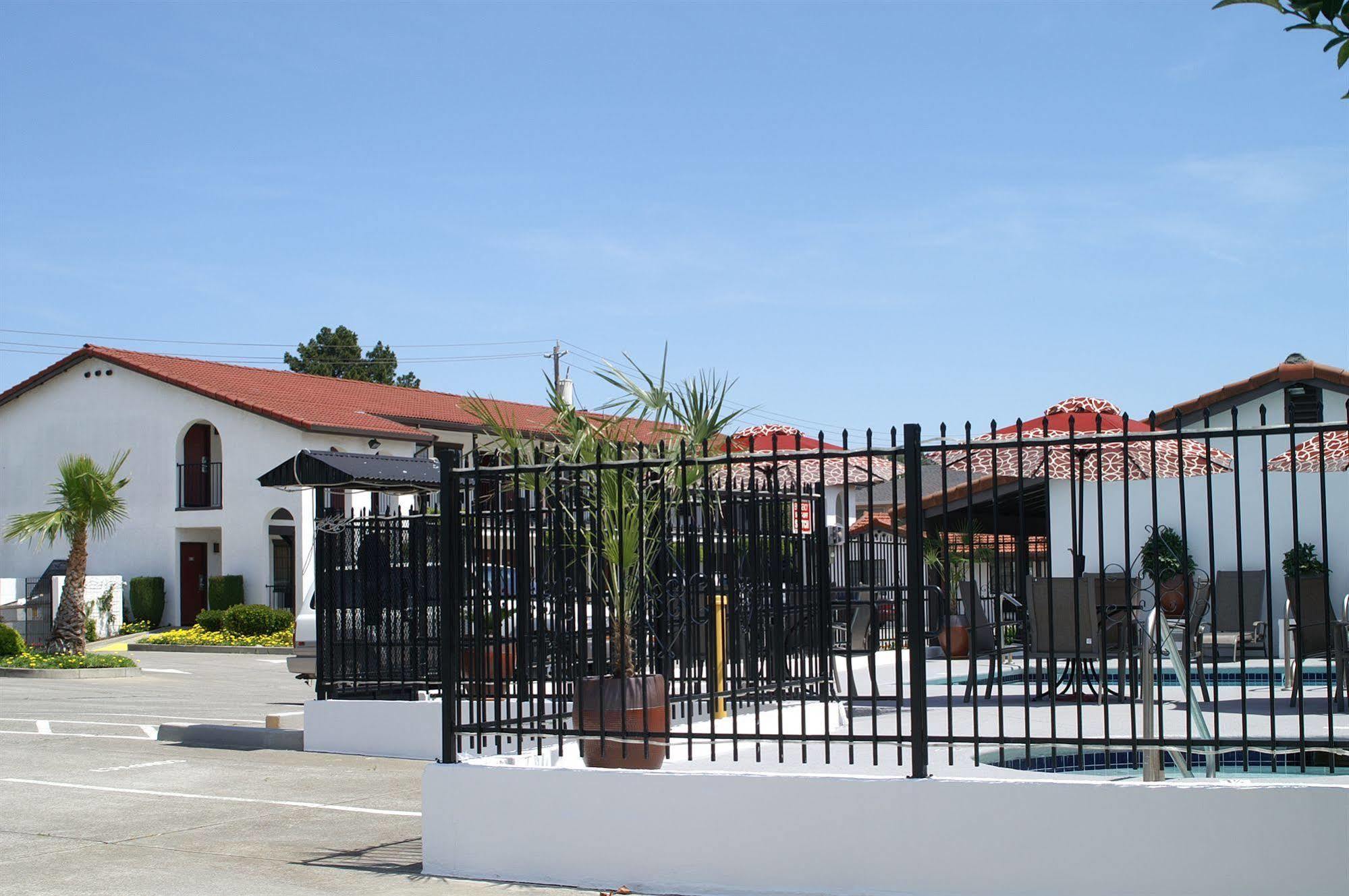 Travelodge By Wyndham Vallejo Dış mekan fotoğraf